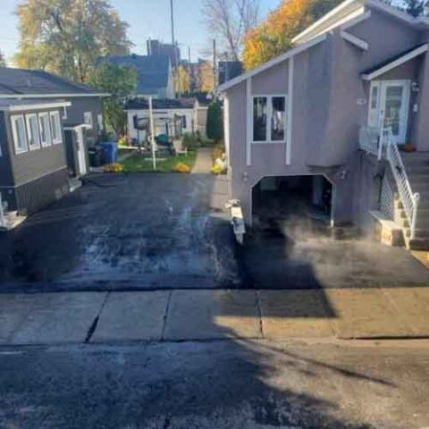 Complete paving Laval