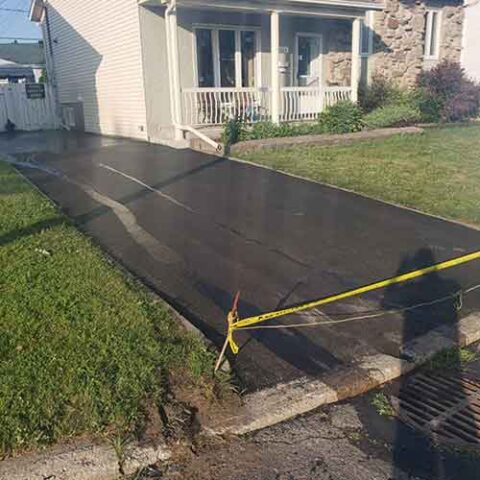 Resurfaçage d’asphalte Laval